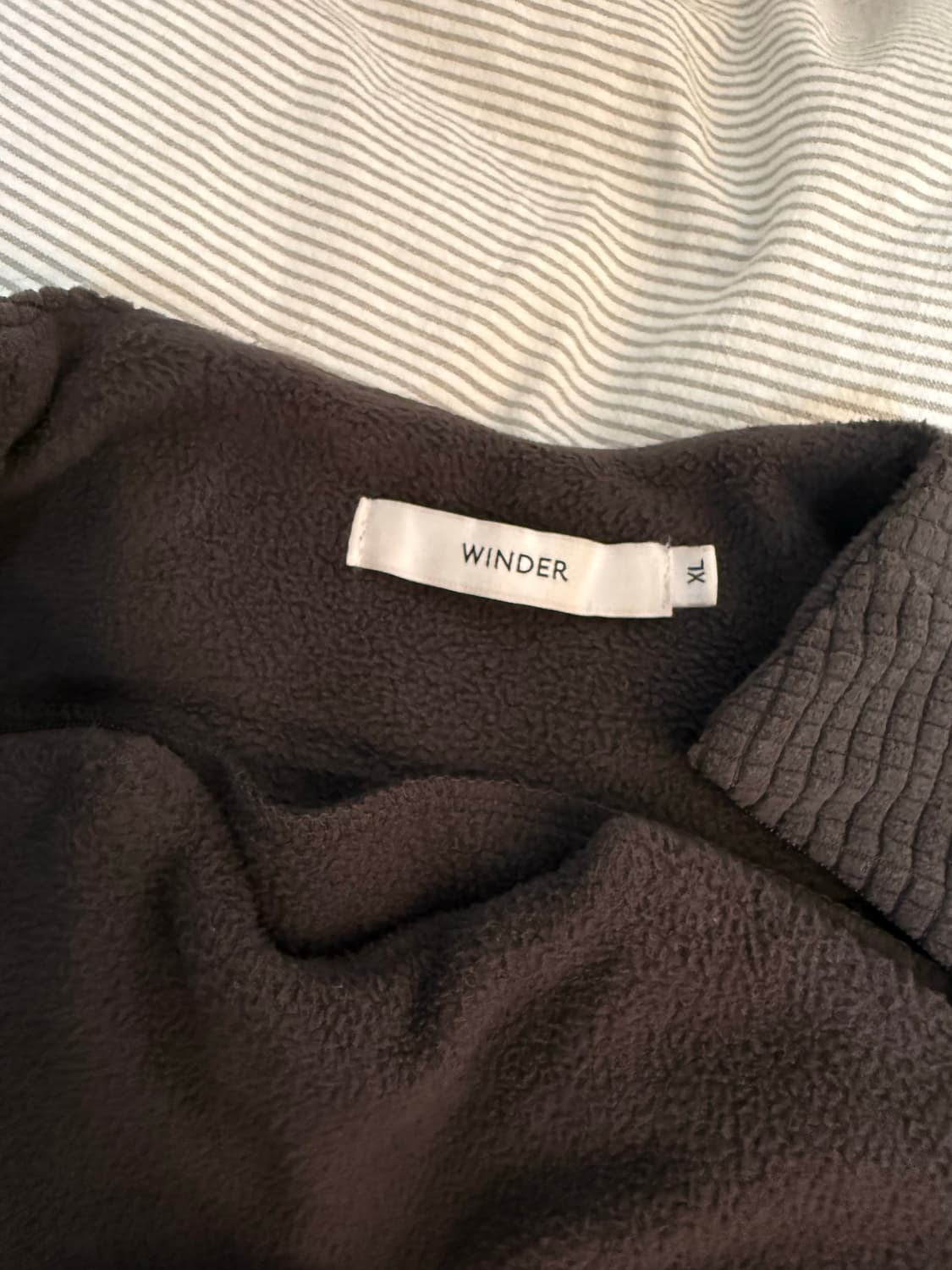 츠통령 x 윈더 플리스 풀오버 브라운 XL 상품이미지3