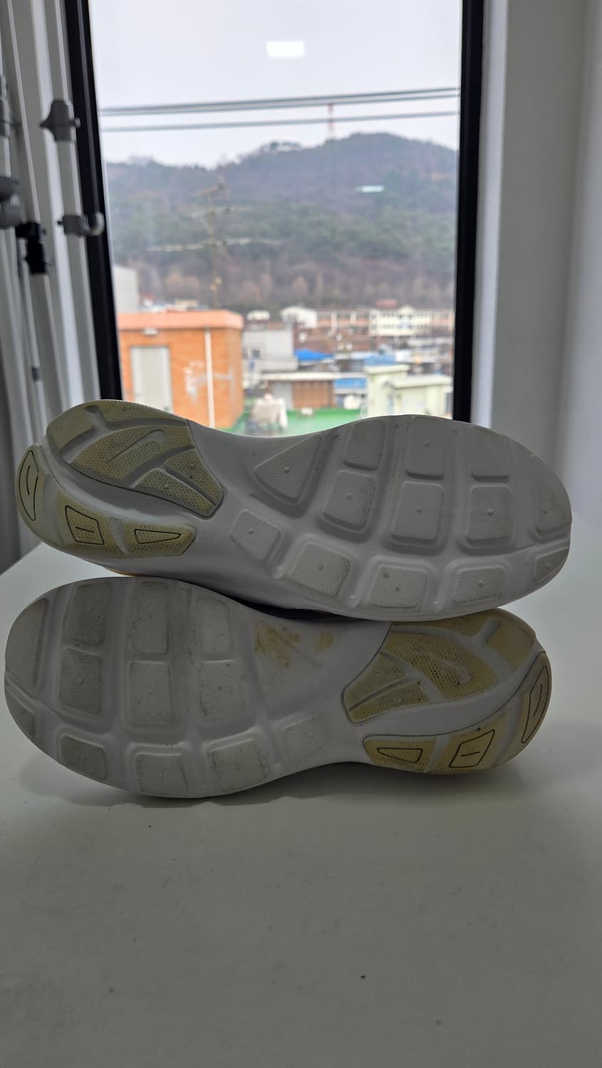 나이키 러닝화 240 상품이미지5