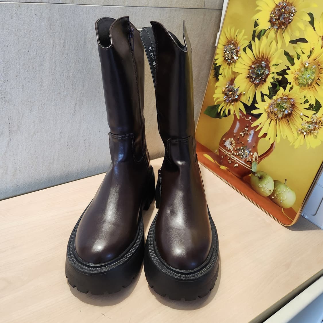 “초콜릿 러그솔 통굽 미들부츠✨ 실루엣 미쳤어요”250 상품이미지2