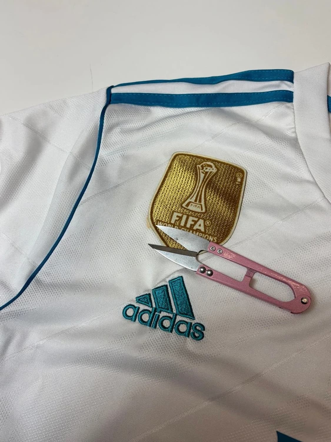 아디다스 레알마드리드 17-18 반팔 유니폼 PN9379 상품이미지4