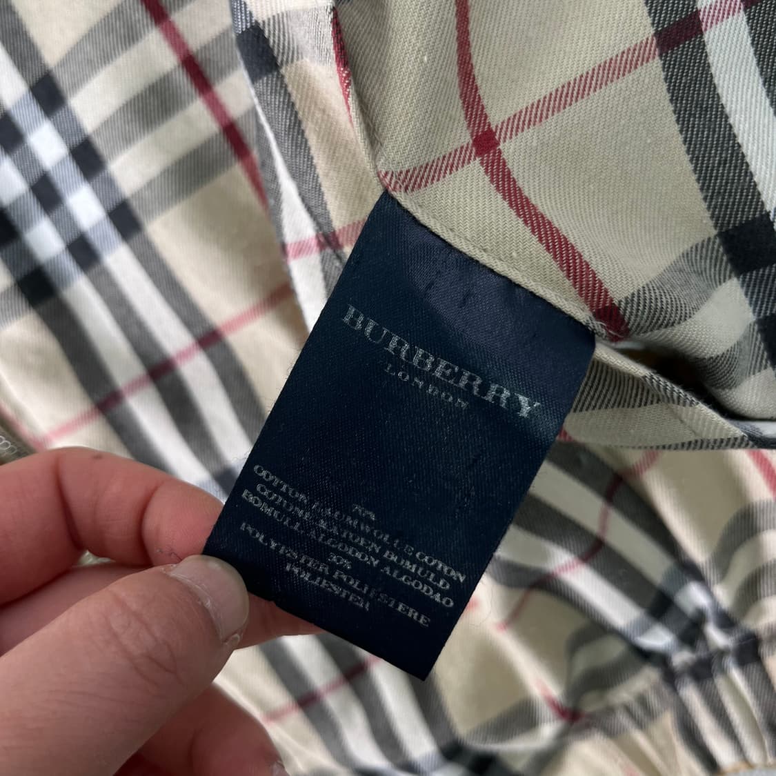 100 버버리 기마로고 리버시블 노바체크 왁스 자켓 상품이미지10