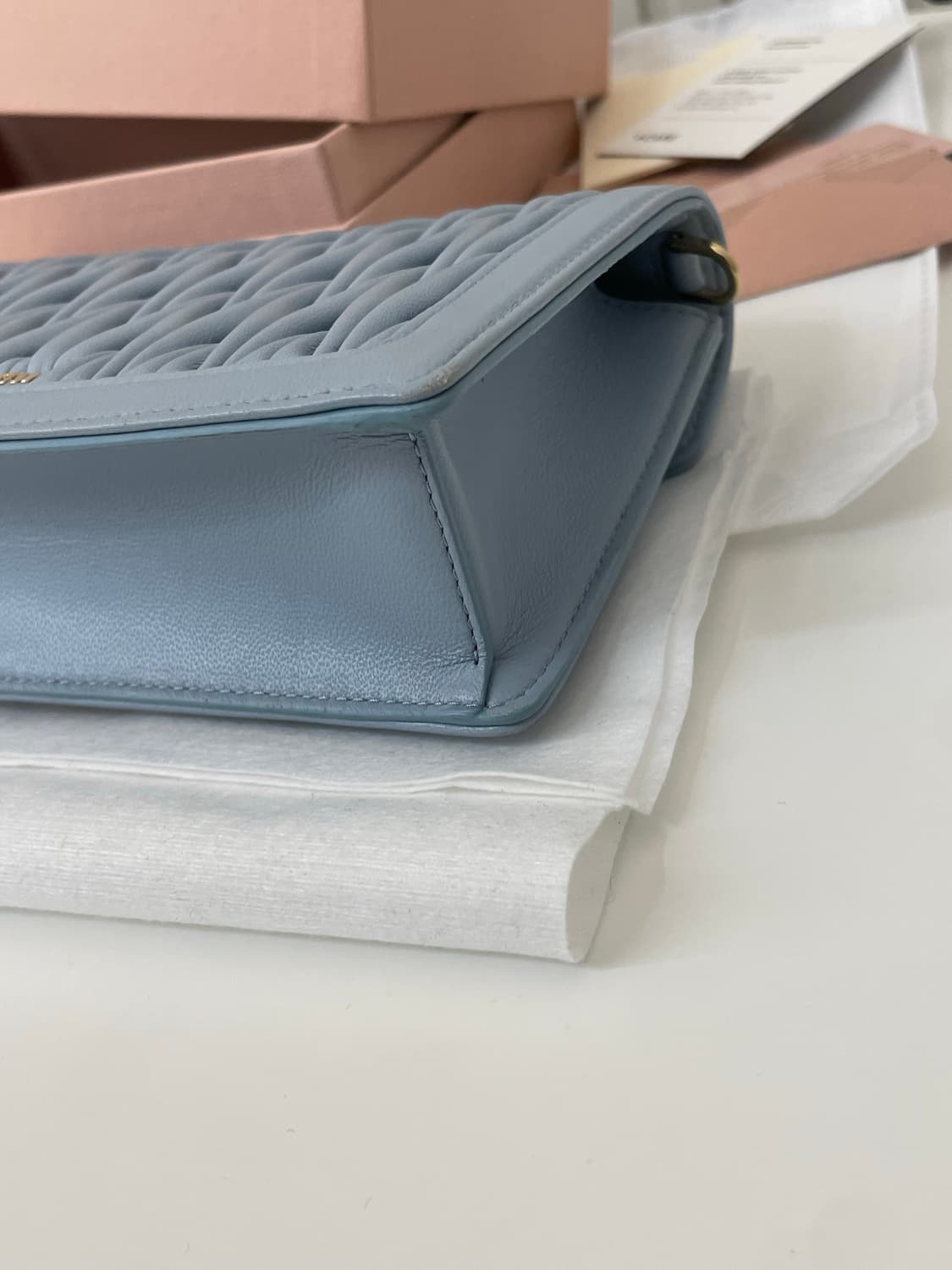 미우미우 마테라쎄 체인 크로스백 상품이미지7