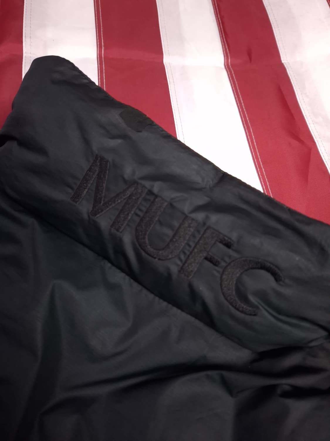 오리지날 맨체스터유나이티드 블랙 패딩 푸퍼 상품이미지6