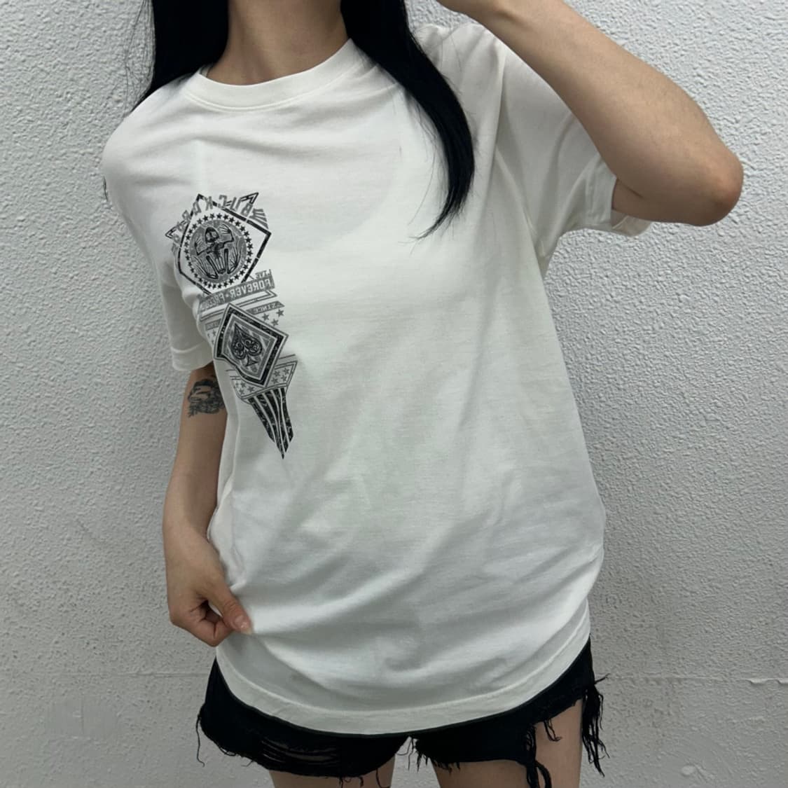 버커루 y2k 프린팅 화이트 반팔 L 상품이미지1