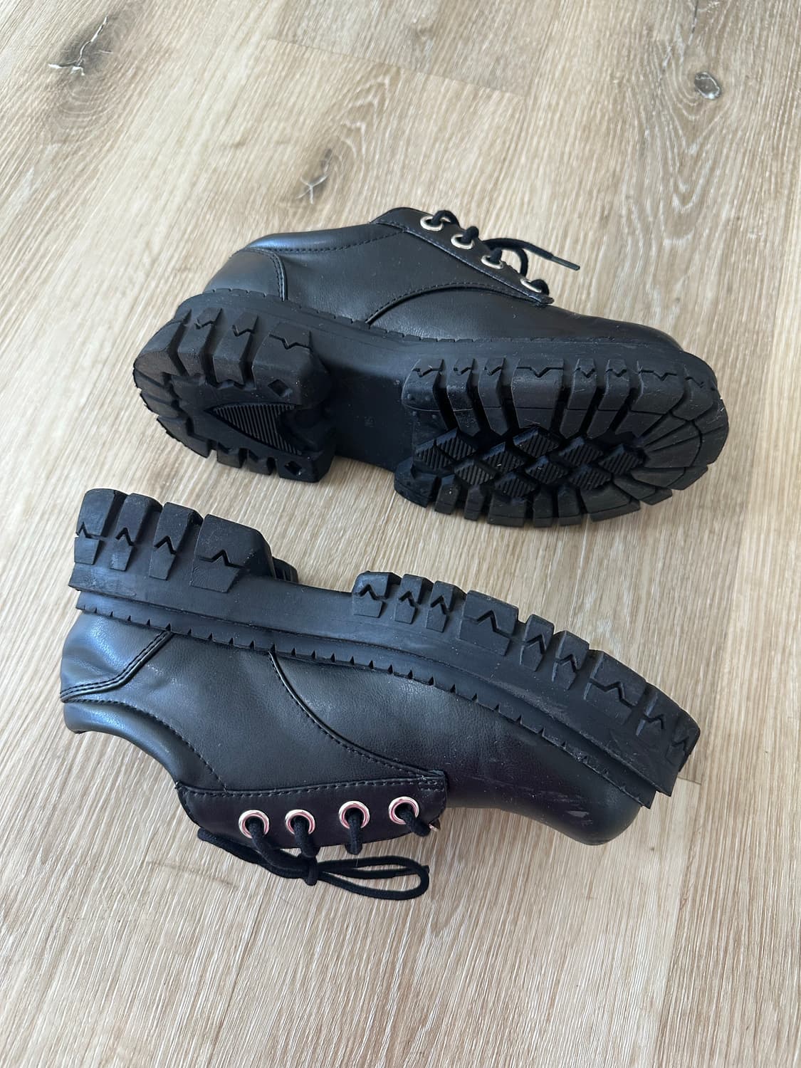 [예약판매] Dolls Kill 옥스포드 청키플랫폼 상품이미지6