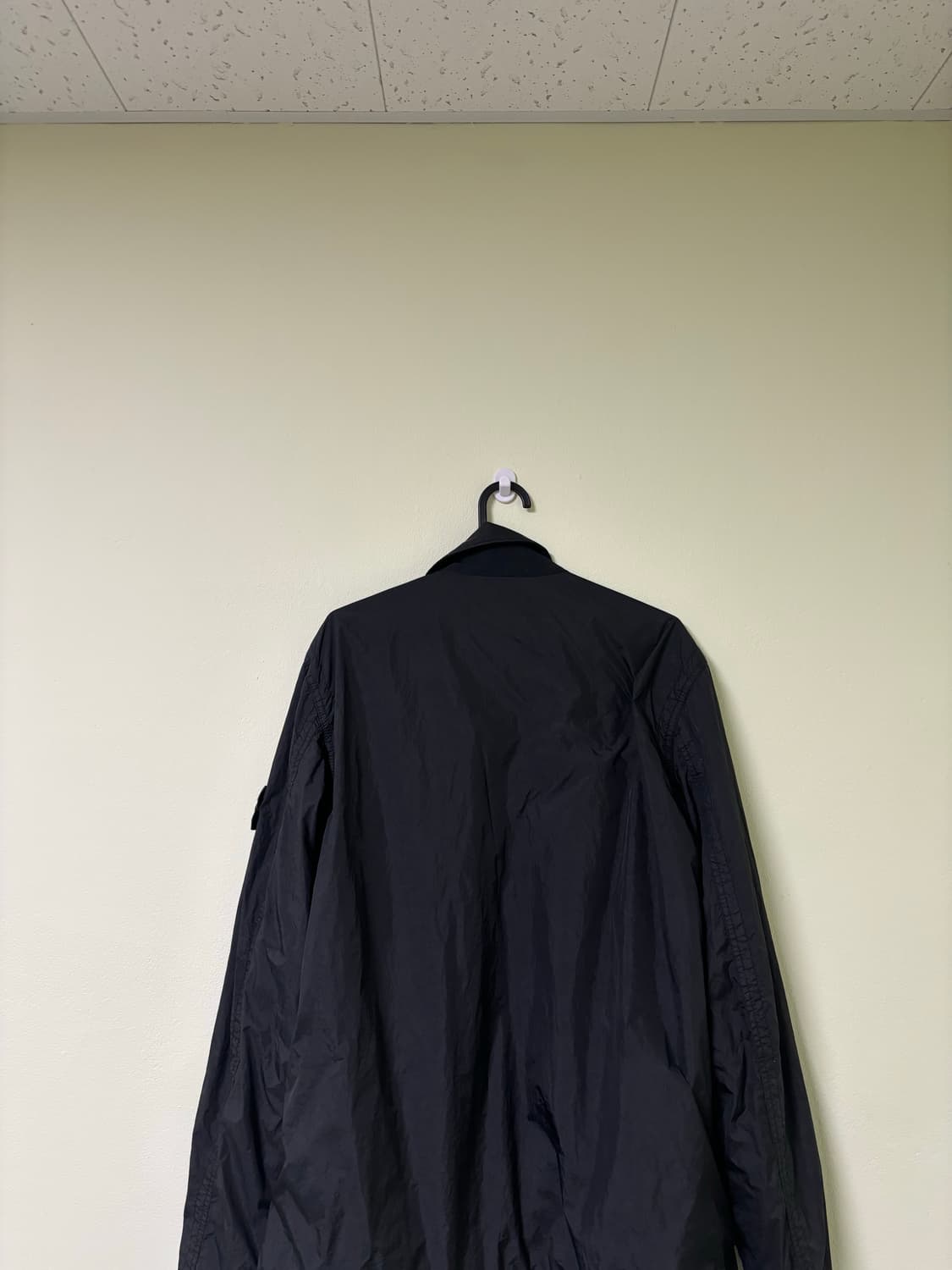 23FW 스톤아일랜드 크링클랩스 나일론 오버셔츠 자켓 상품이미지2