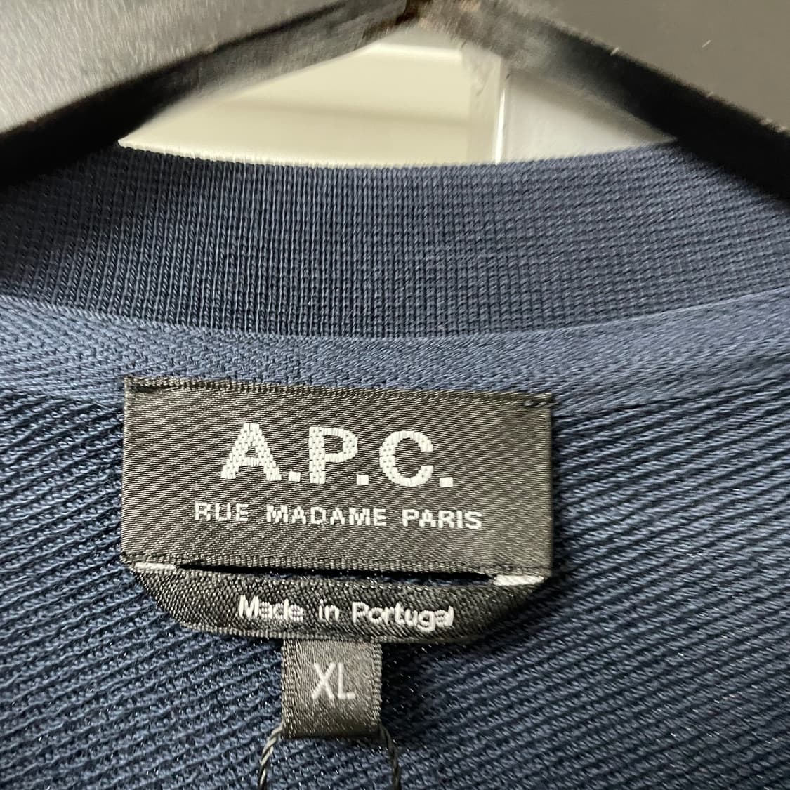 APC 아페쎄 네이비 맨투맨 XL 상품이미지4