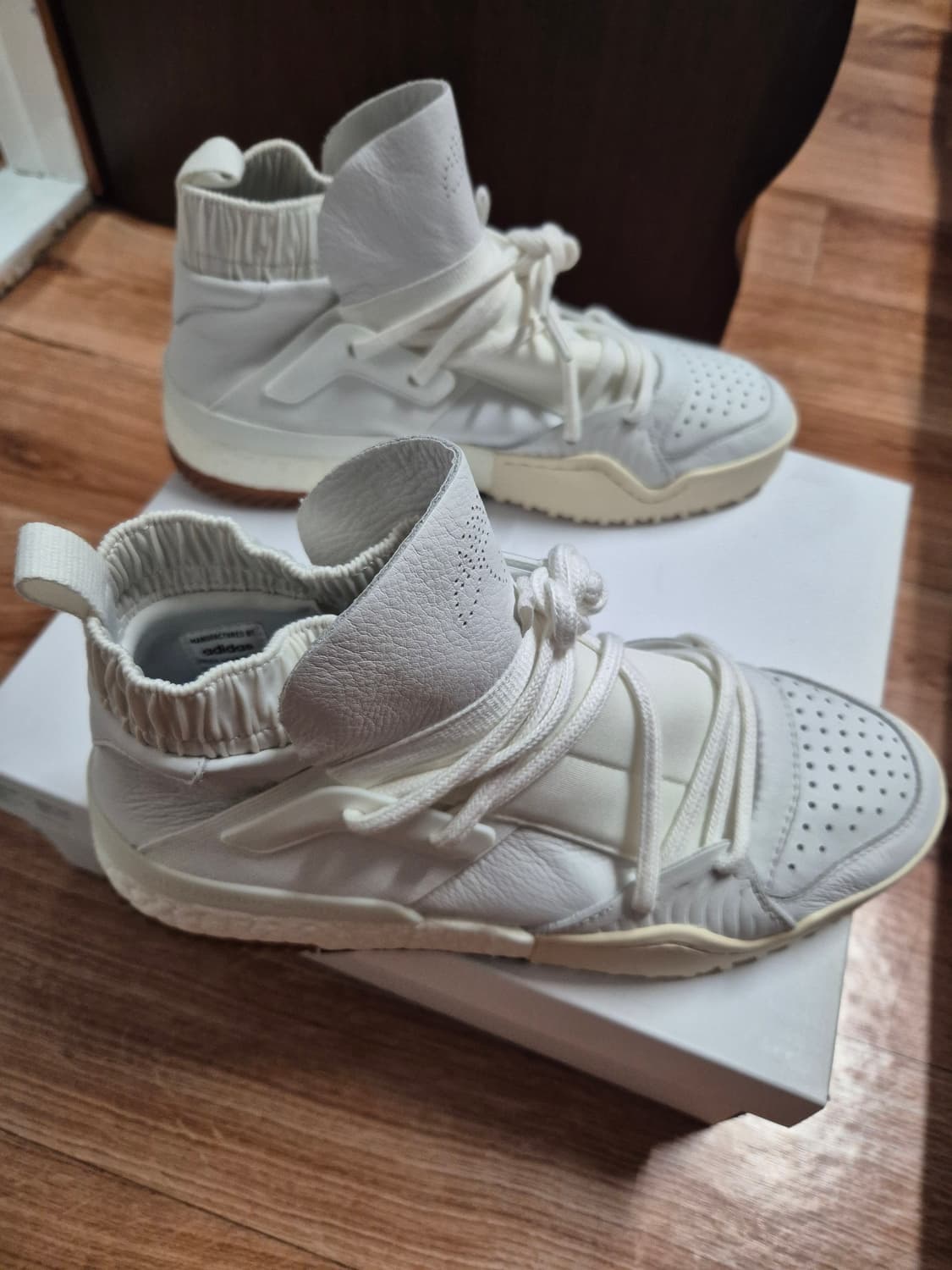 알렉산더왕 AW 스케이트 하이탑 스니커즈 화이트 상품이미지3