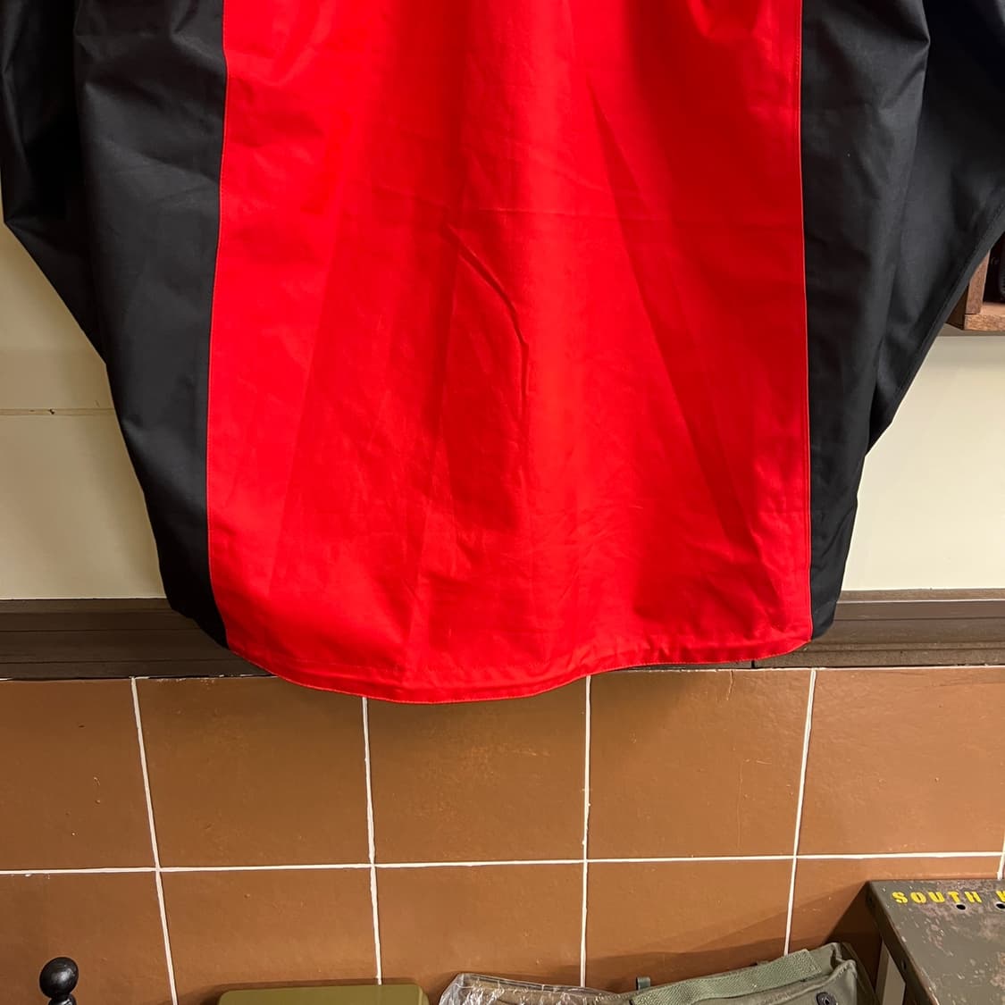 DHL Windbreaker Hoodie Large Regular 상품이미지6