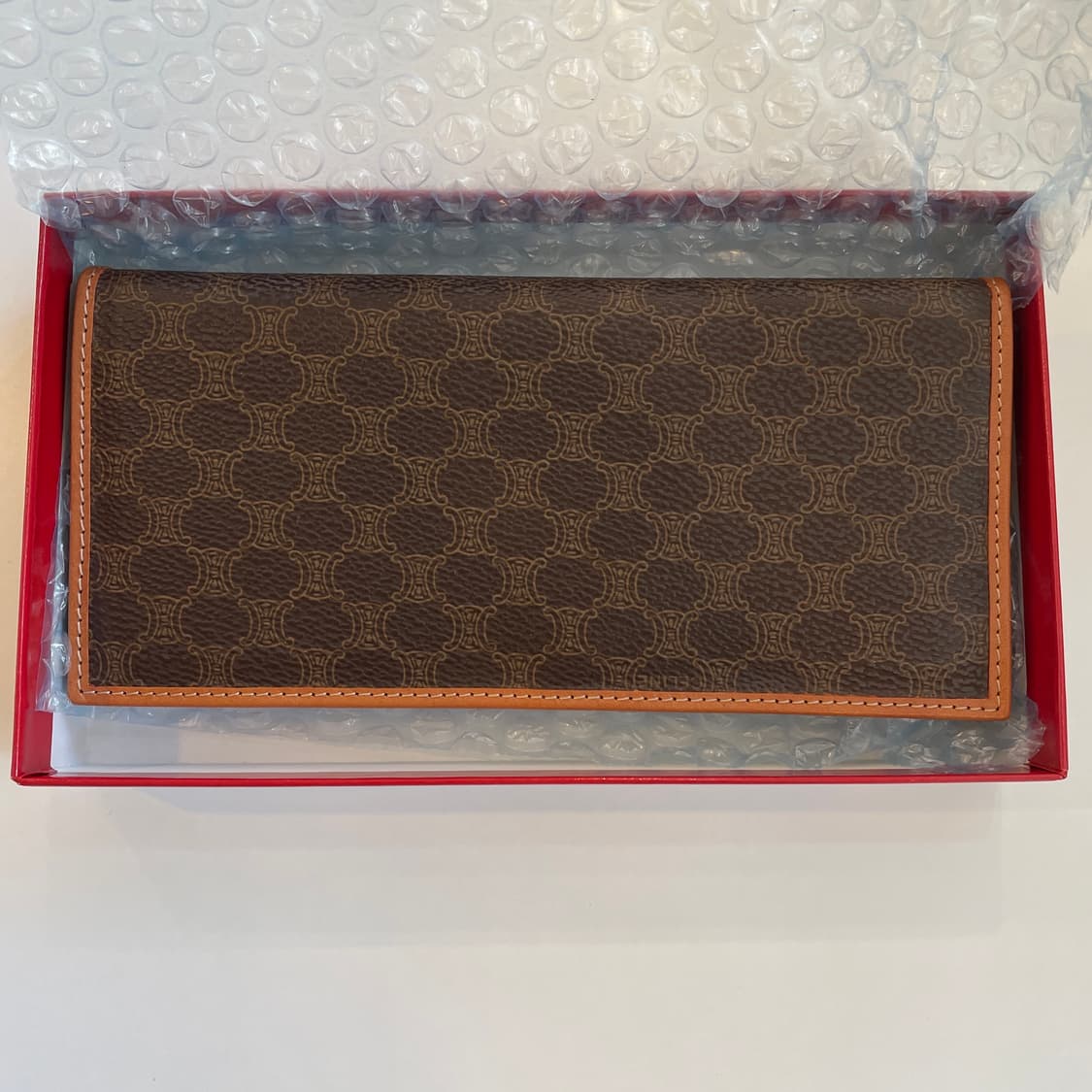 셀린느 마카담 장지갑 미사용 상품이미지5