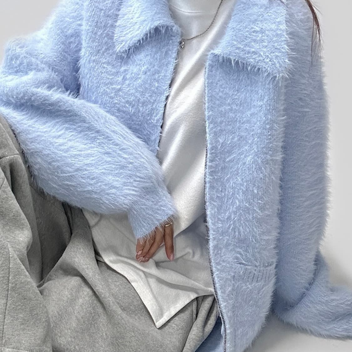 스카이블루 앙고라 집업  상품이미지1