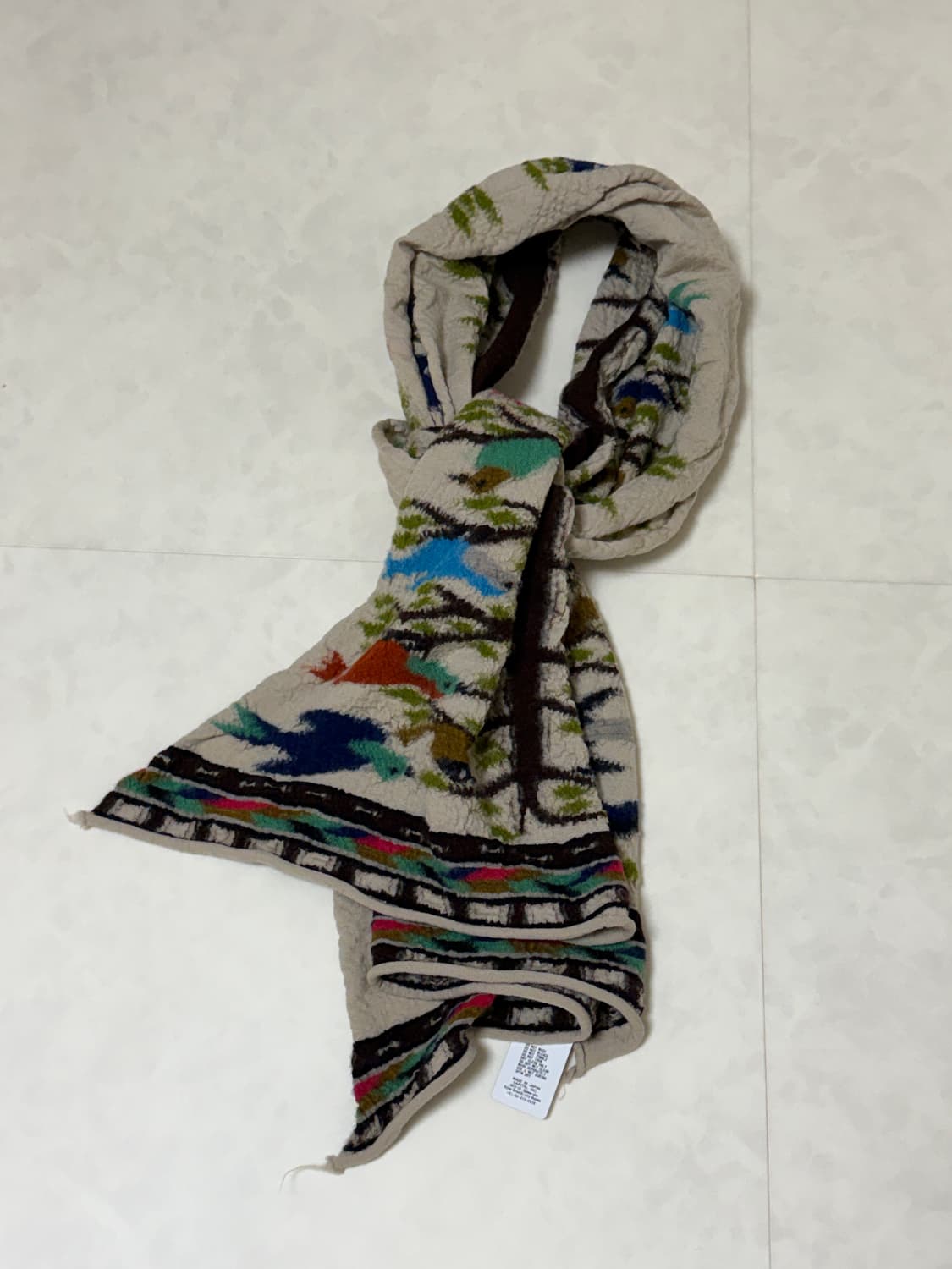 캐피탈 플러쉬 울 버드 트리 스카프 상품이미지1