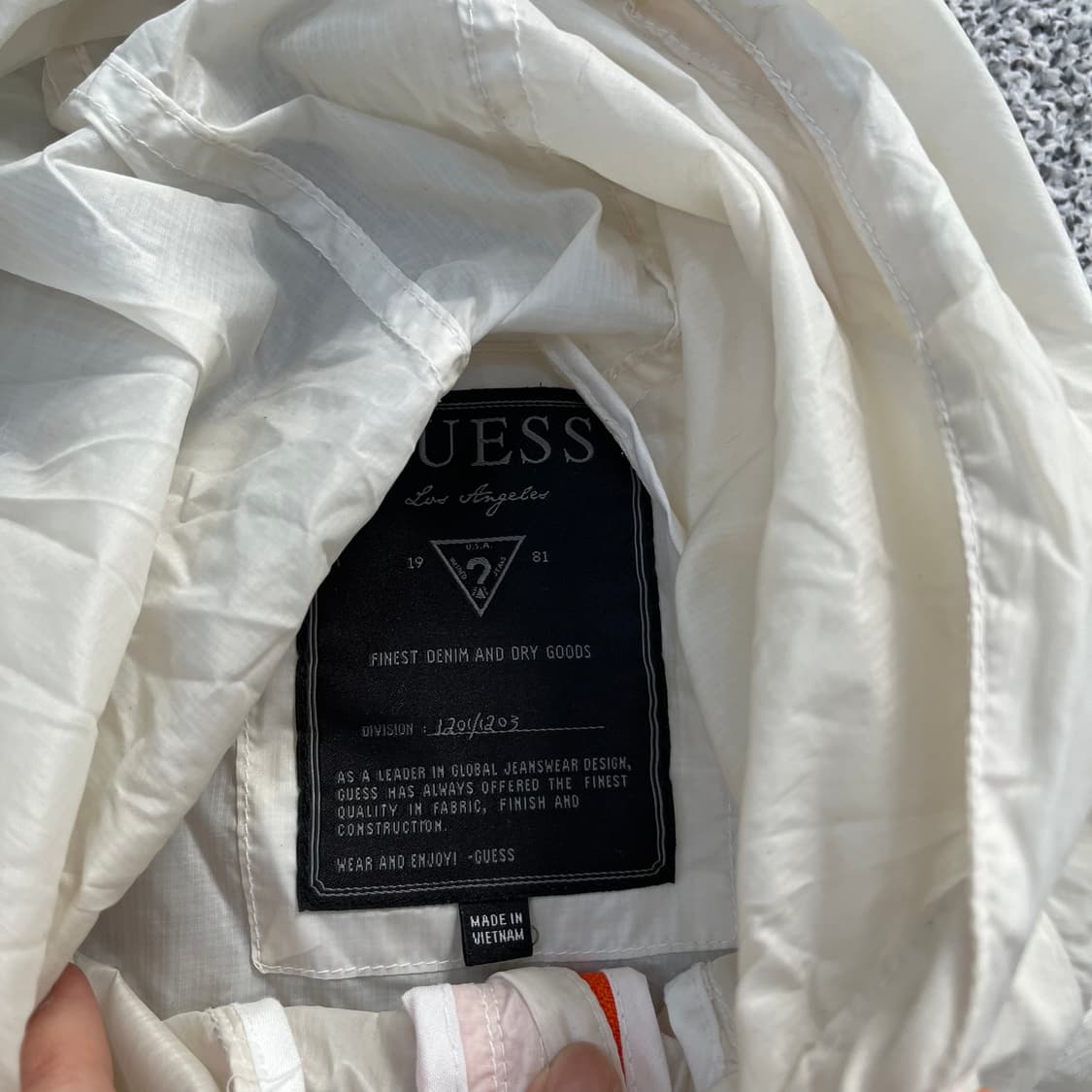 XS 게스 여성 경량 바람막이 0403M 상품이미지2