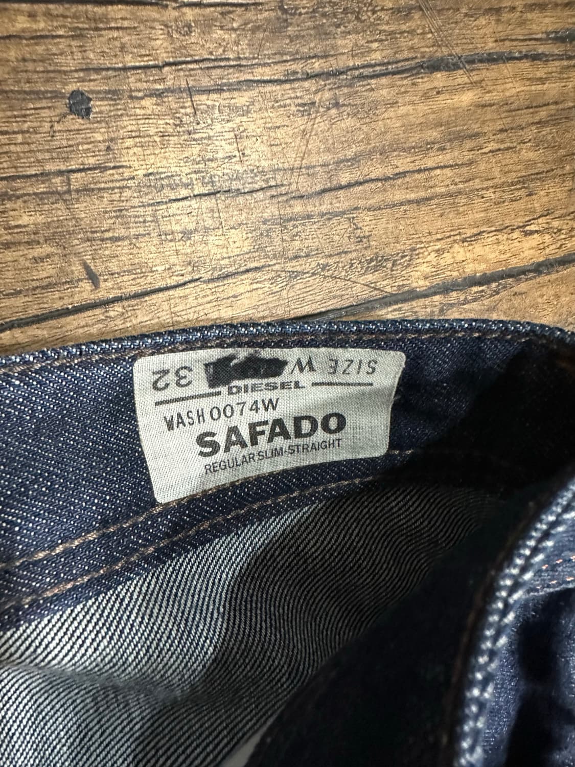 디젤 DIESEL SAFADO 0074W 레귤러 슬림 스트레이트 데님팬츠 상품이미지6