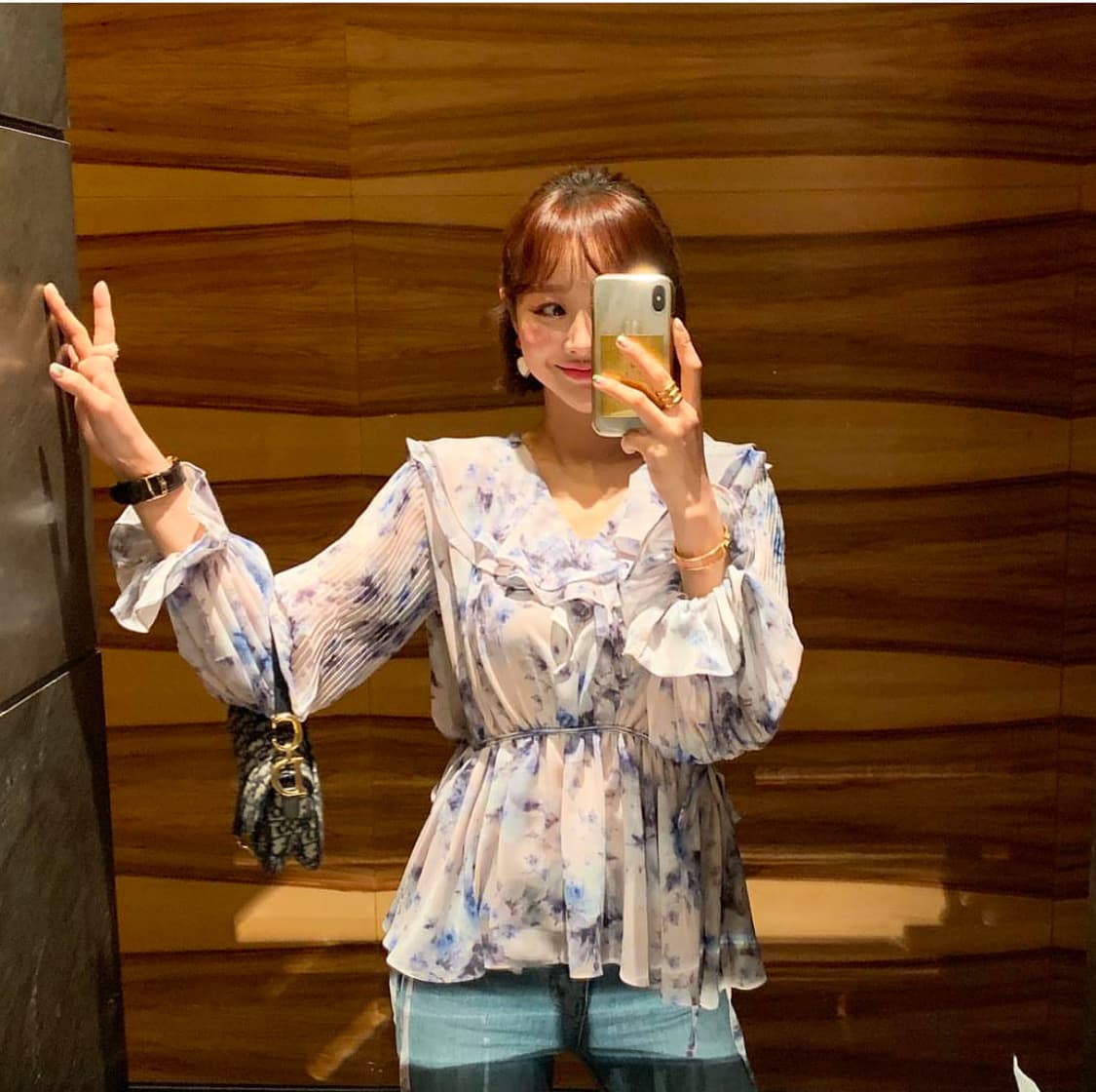 새상품 ) 임블리 로맨틱무드 프릴블라우스  상품이미지3