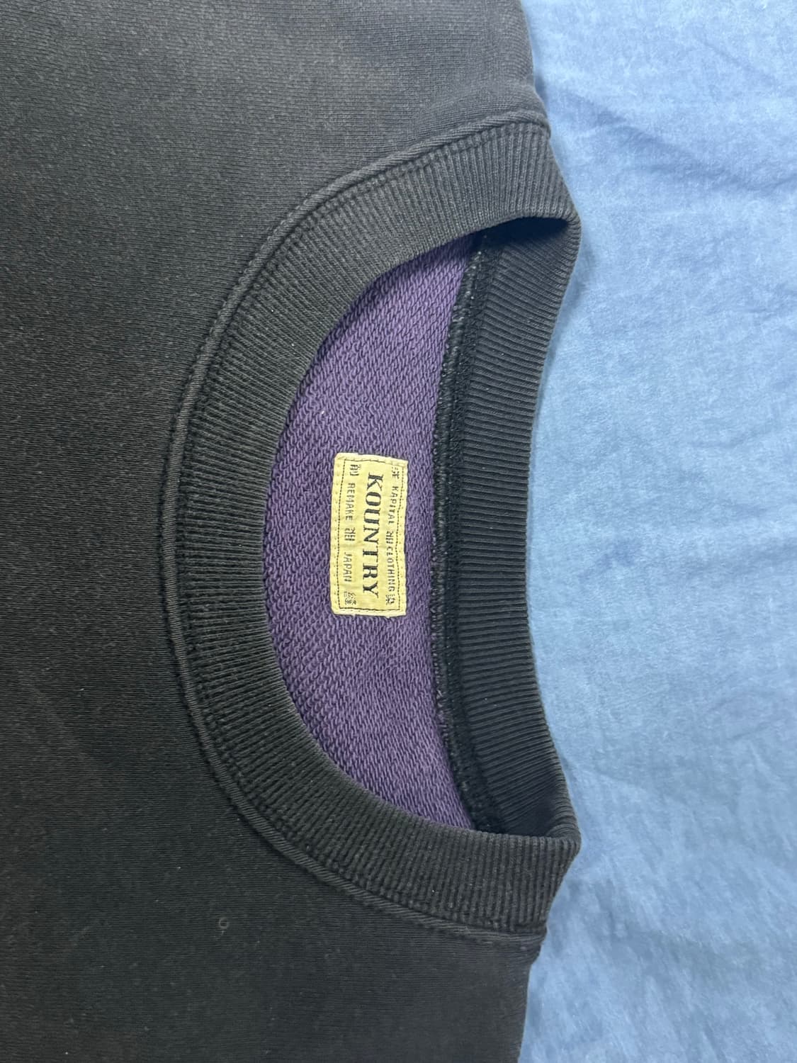 [F] 캐피탈 투톤 빅 플리스 스웨트셔츠 블랙 퍼플 상품이미지3