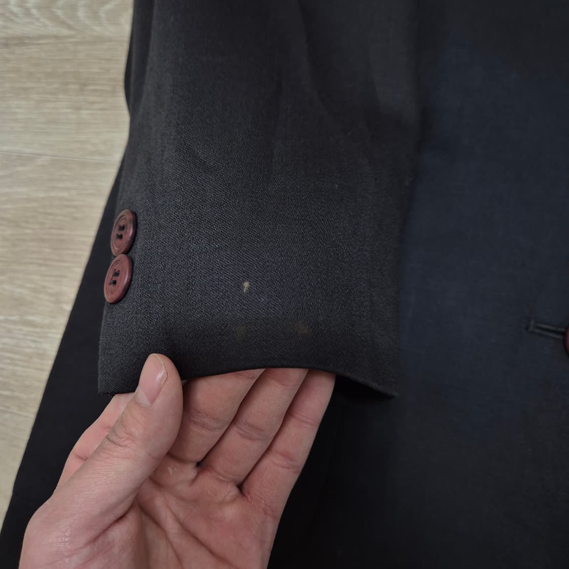 파올로구찌 유니크 버튼 모직 블레이저 자켓 (78) 상품이미지4