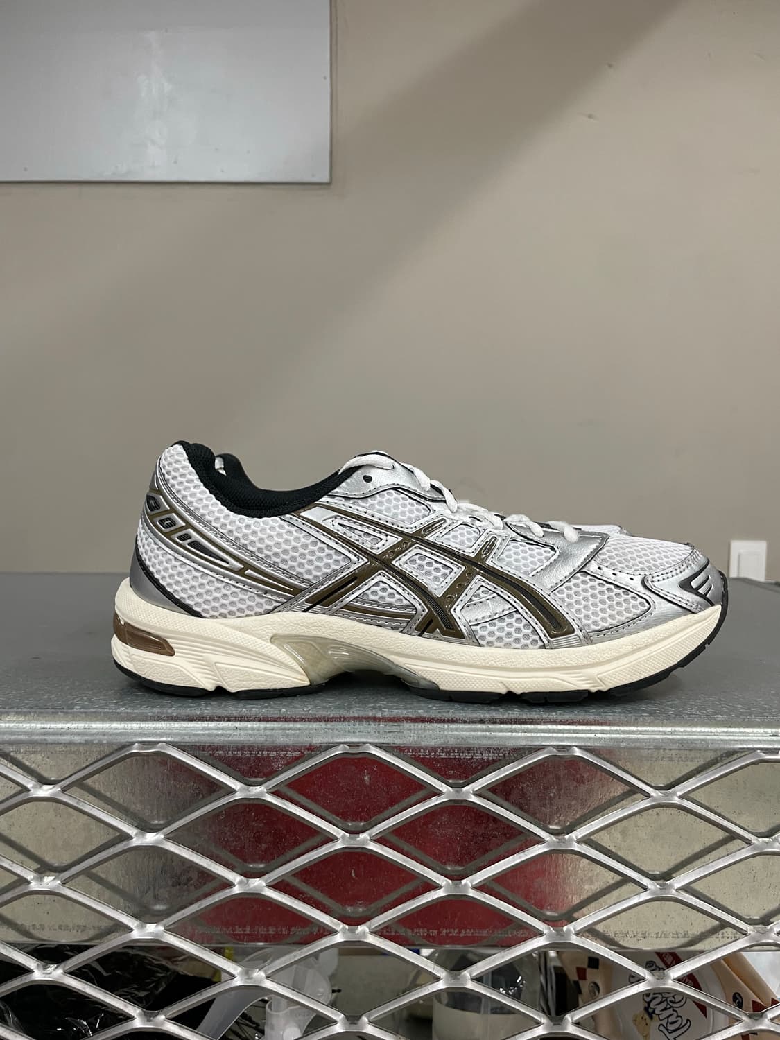 아식스 젤 1130 화이트 클레이 캐년 255 상품이미지4