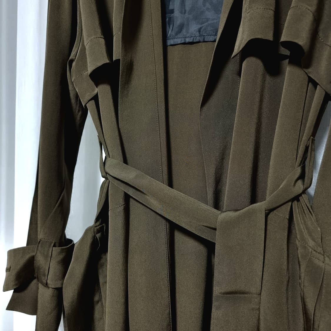 비비안웨스트우드 앵글로매니아 실크100% 트렌치코트 (표기38) 새상품 상품이미지3