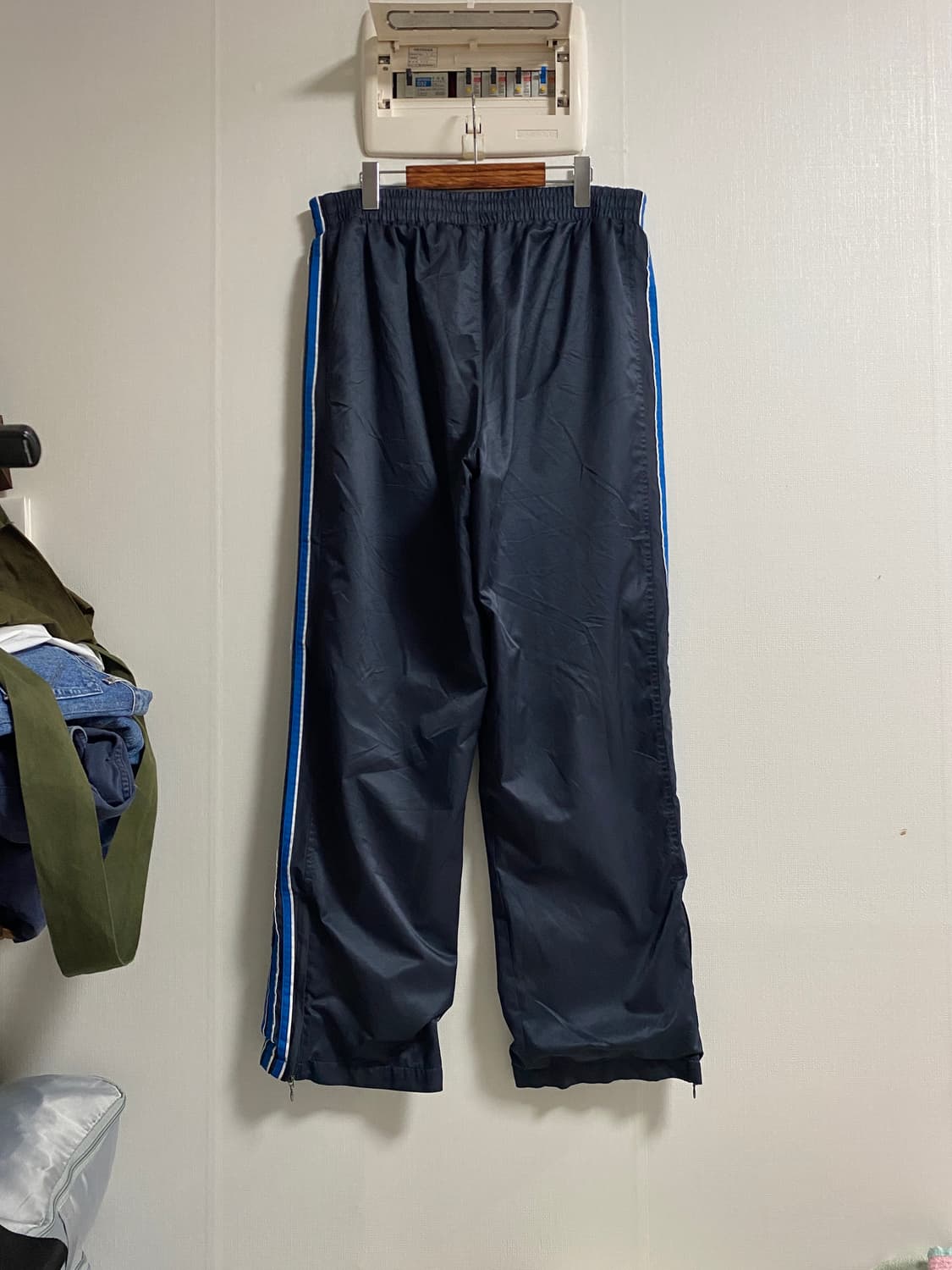 (36)90s 아디다스 올드스쿨 와이드핏 기모 트랙 팬츠 상품이미지6