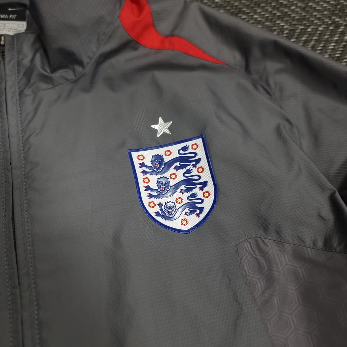 나이키 T90 잉글랜드 커스텀 바람막이 상품이미지3