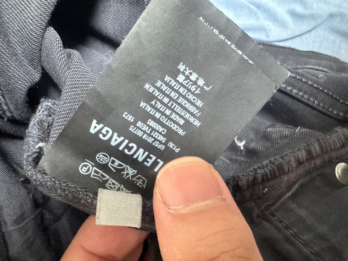 발렌시아가 18 시즌 스키니진입니다. 상품이미지5