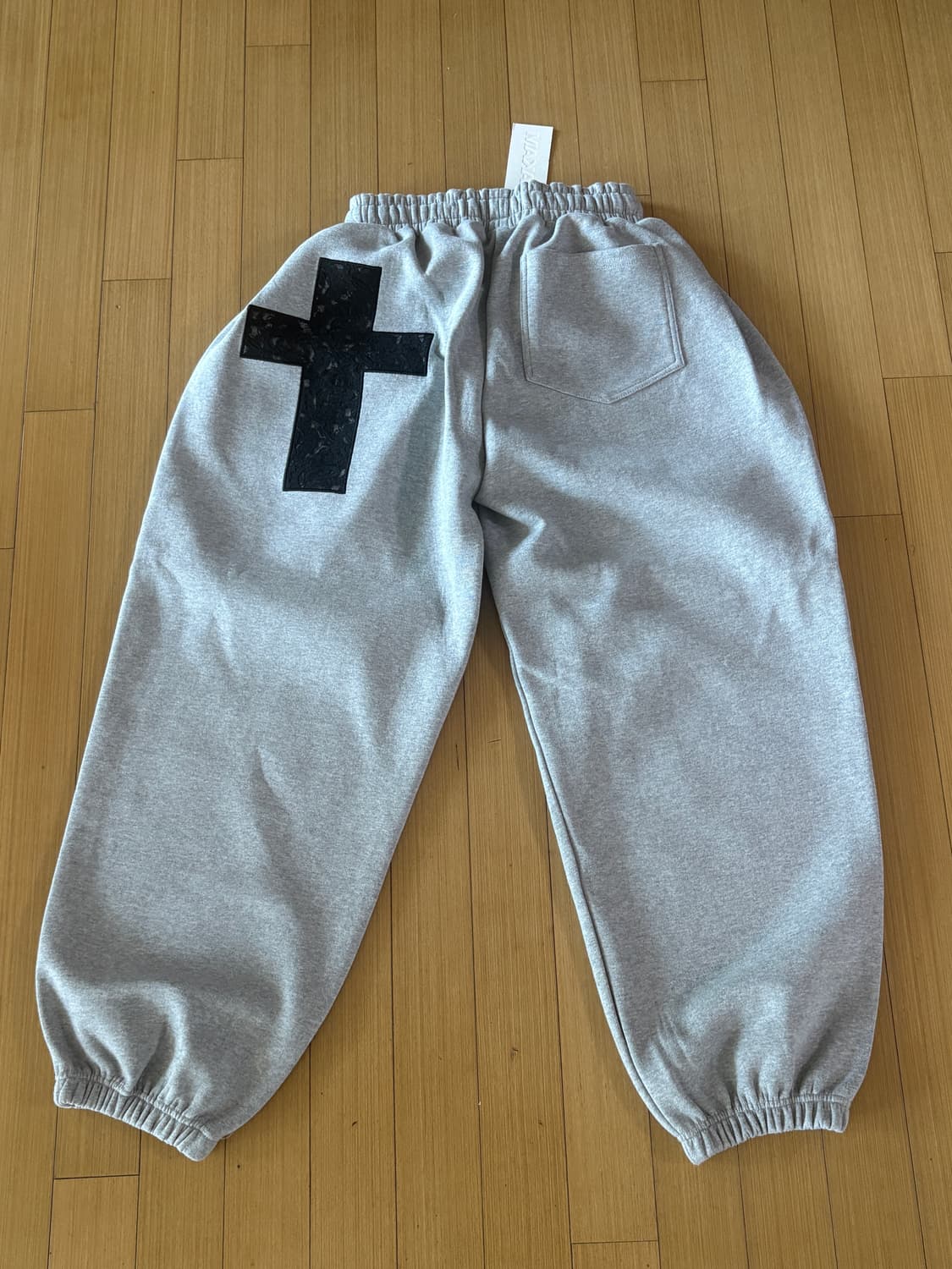 아캄 십자가 트레이닝 조거 팬츠 상품이미지3