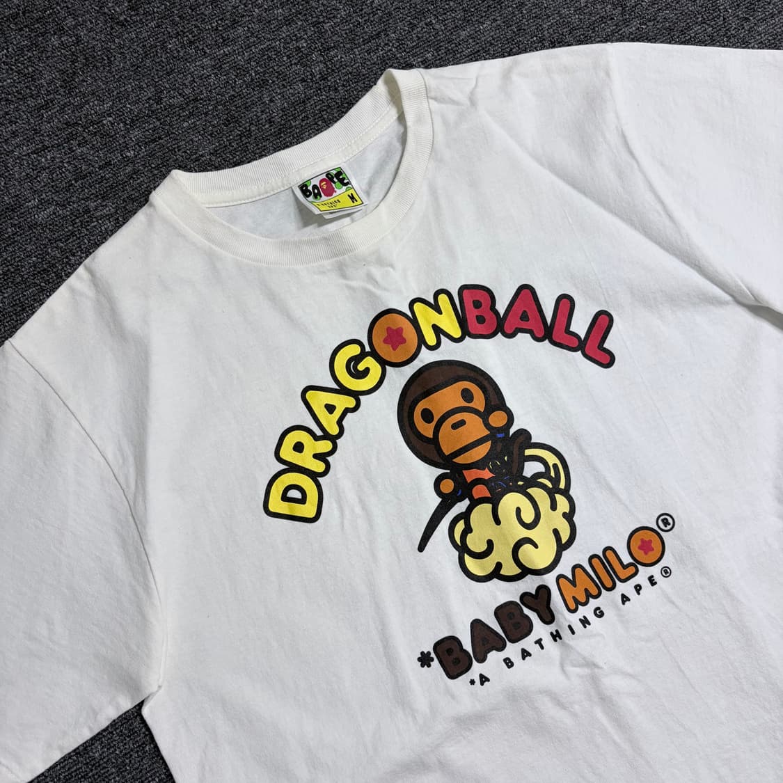 베이프x드래곤볼 베이비 마일로 반팔티 상품이미지2