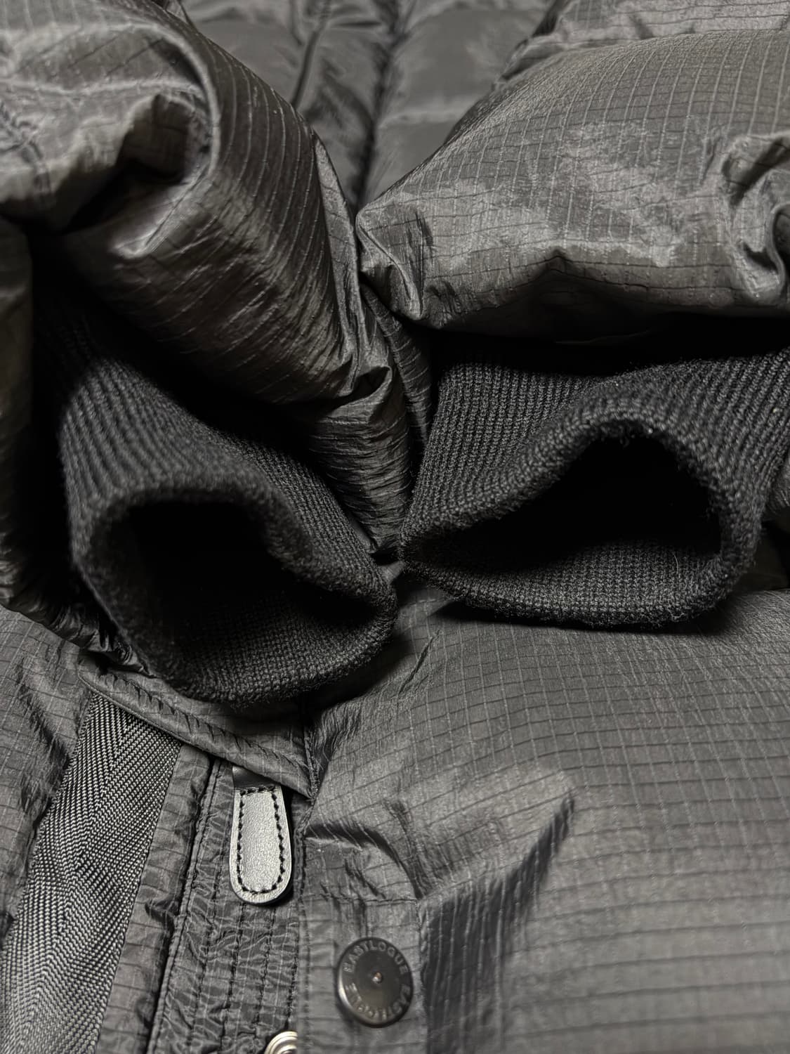 이스트로그 24FW 스톰다운파카 블랙 상품이미지6