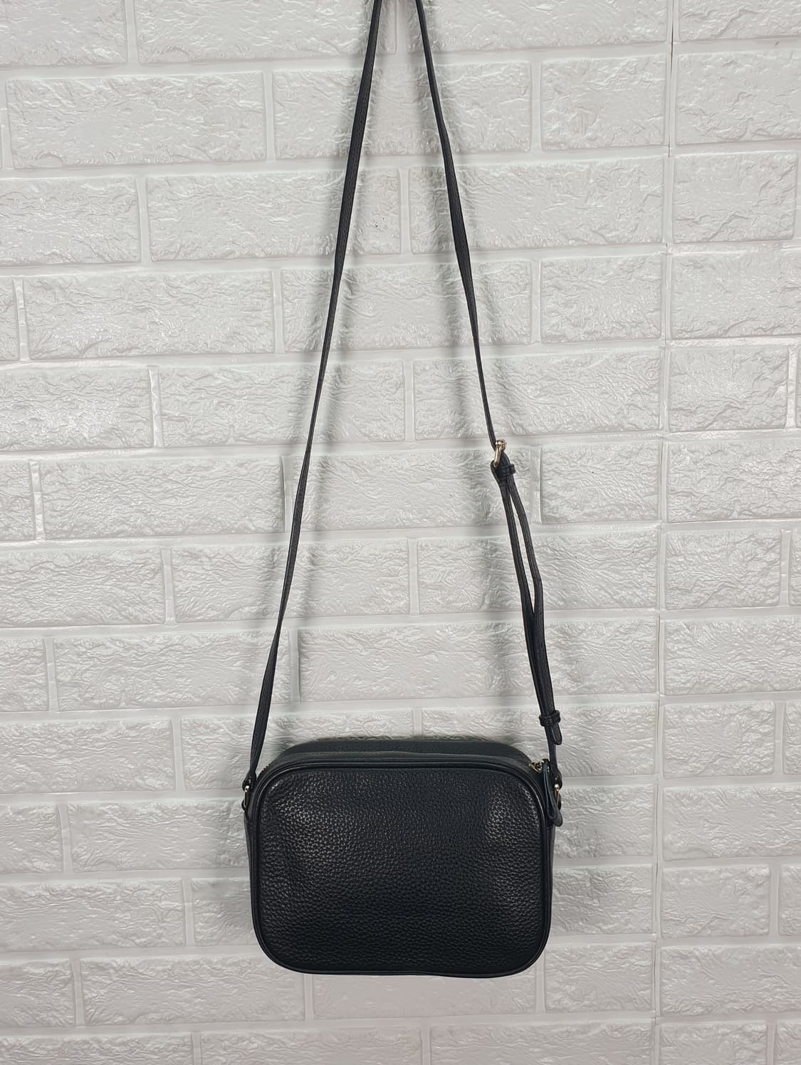 메트로시티 블랙 태슬 카메라백 상품이미지2