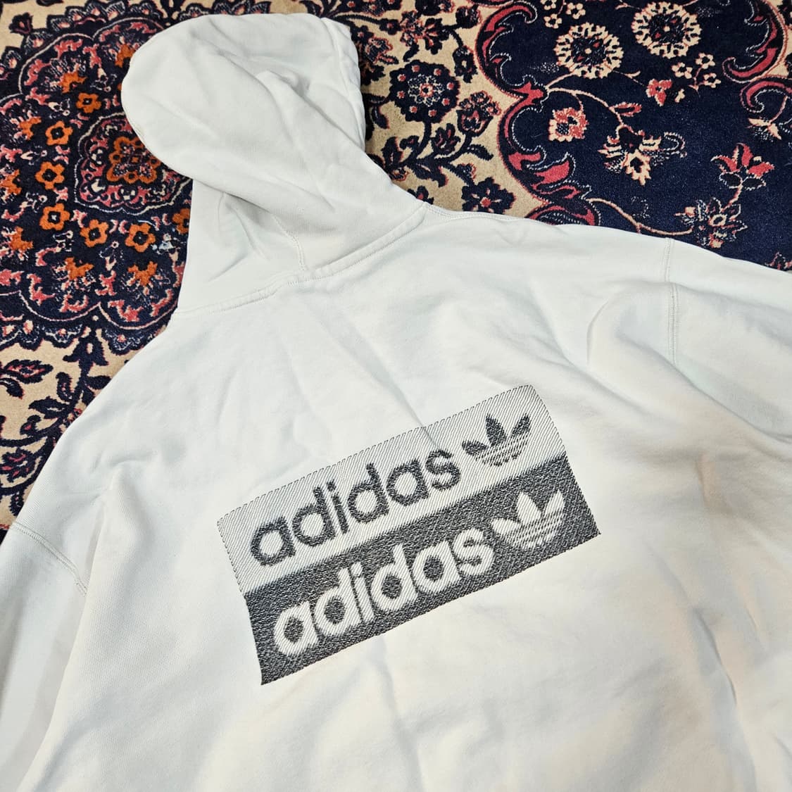 아디다스(Adidas) 센터로고 빽 브린팅 후드 XL size 상품이미지3