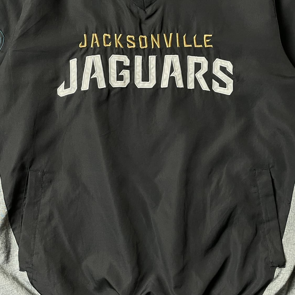 NFL 빈티지 블랙 브이넥 그래픽 스포츠 맨투맨 A00497 상품이미지3