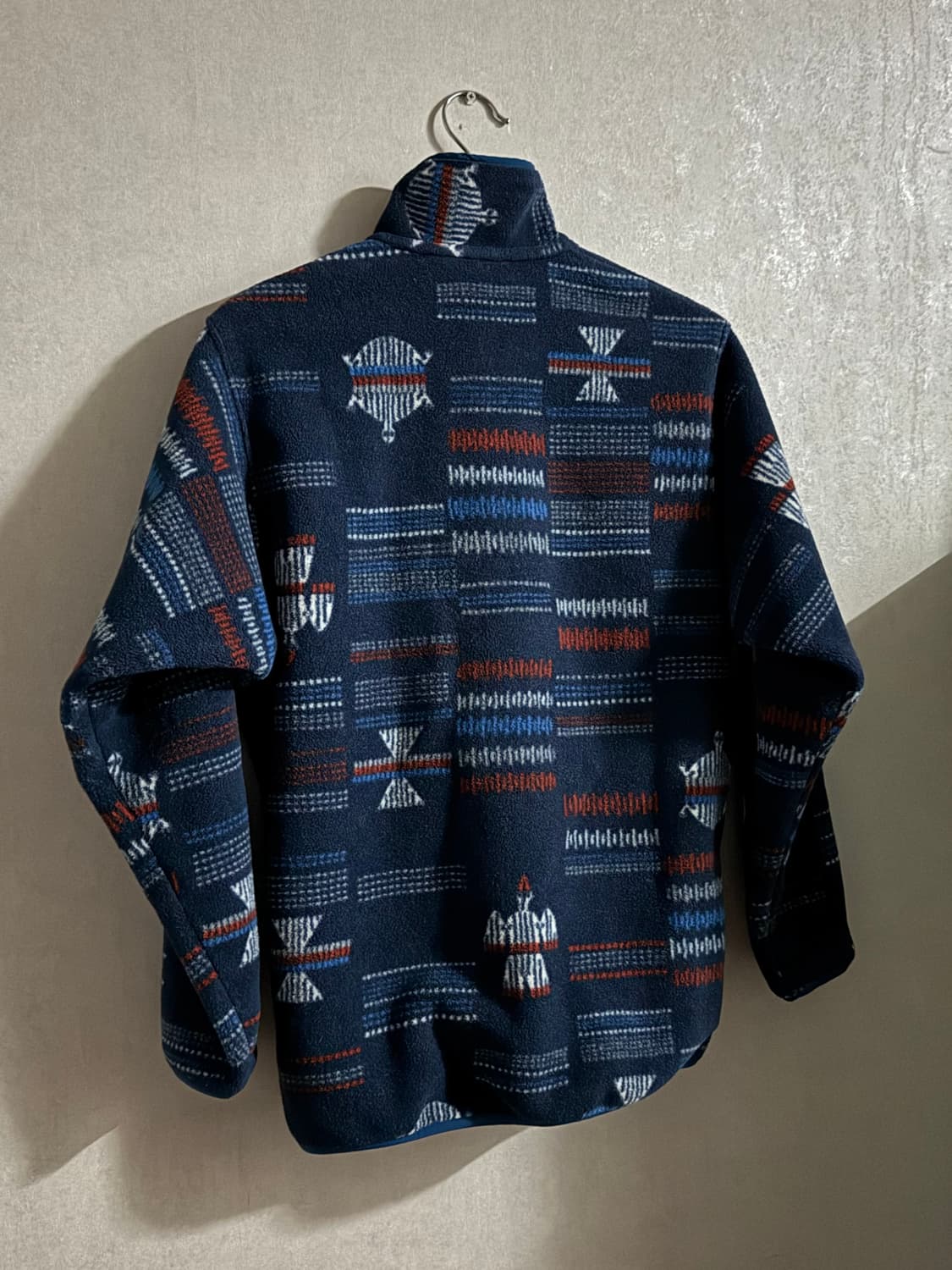 17s 파타고니아 신칠라 동물 패턴 스냅티 상품이미지2