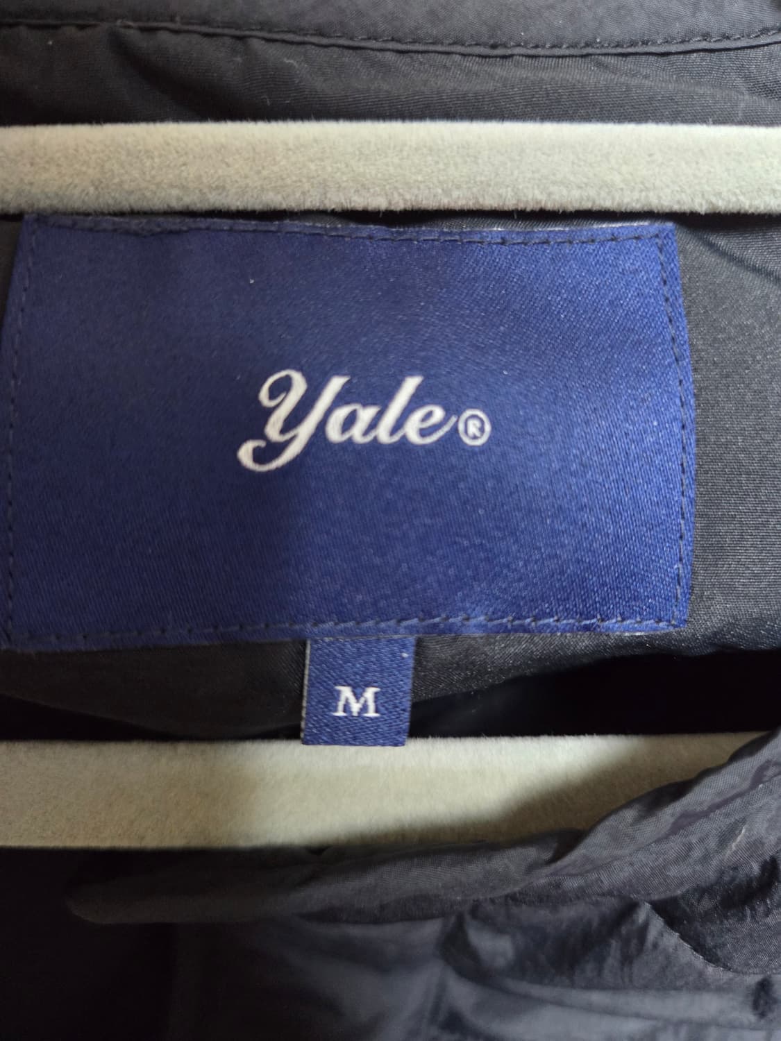 [새상품급 M] 예일 경량패딩 상품이미지4