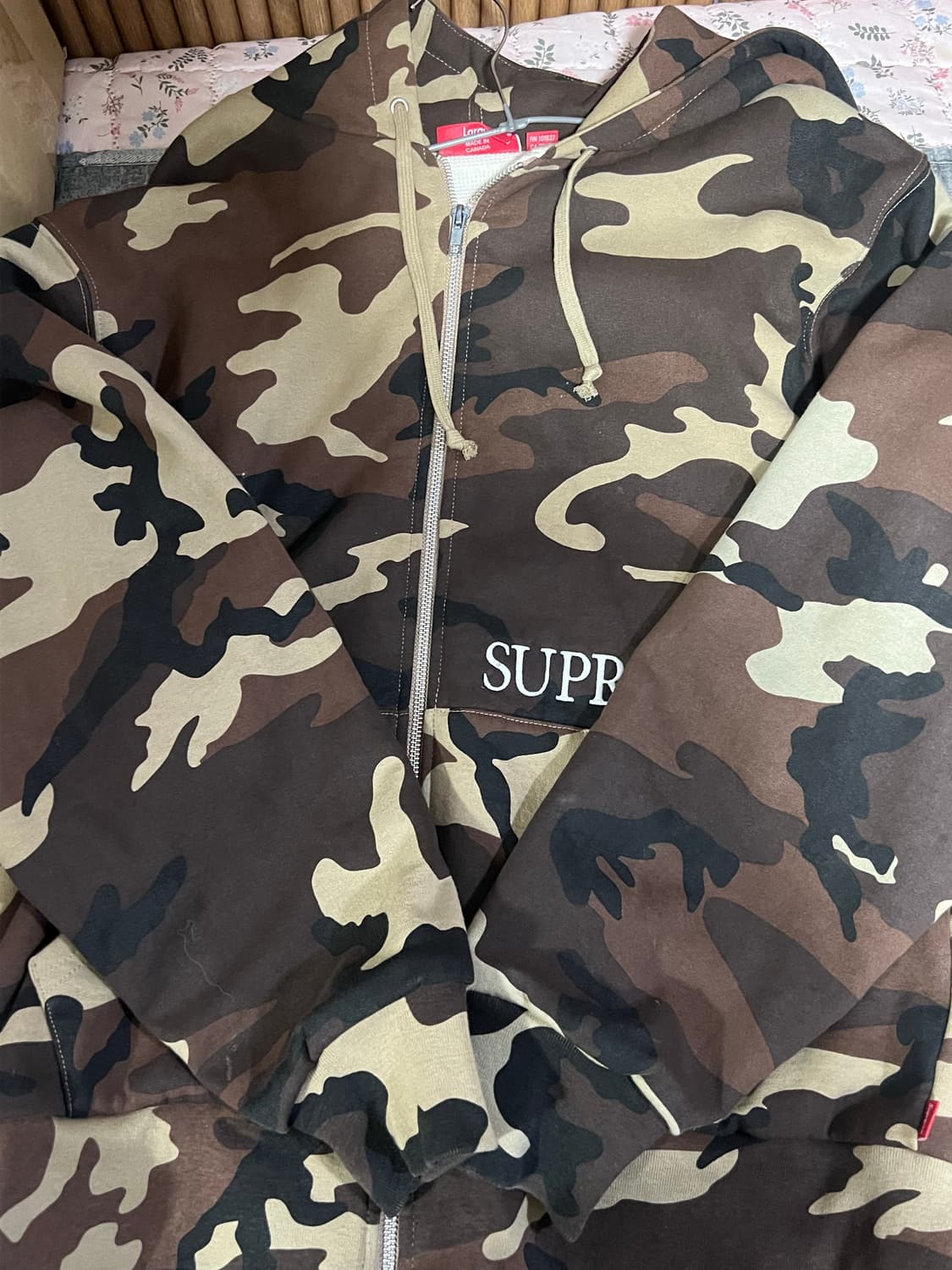 슈프림 써멀 카모 후드집업 상품이미지1