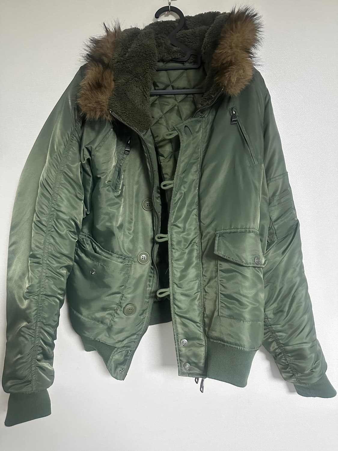 아캄 Fur MA-1 jacket 상품이미지1