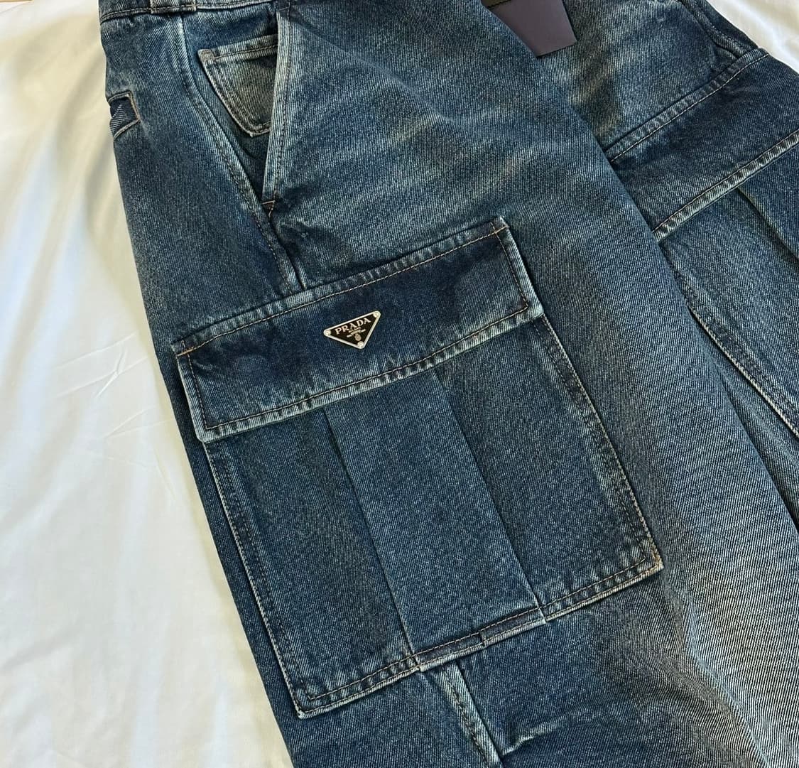 [국내 매장] 프라다 로고 데님 팬츠 (인보이스⭕️) 상품이미지3