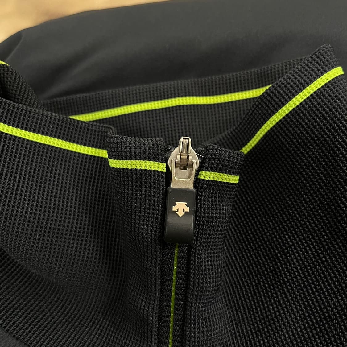 [정품/95] 데상트 무브스포츠 블랙 트랙 자켓 b14 상품이미지5