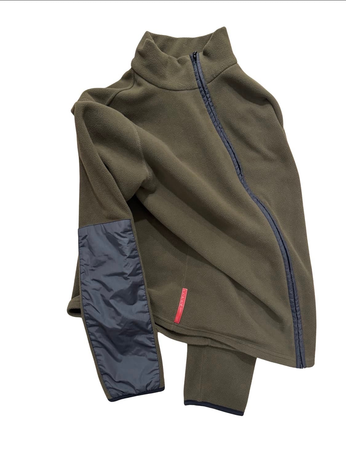 프라다스포츠 집업 상품이미지1