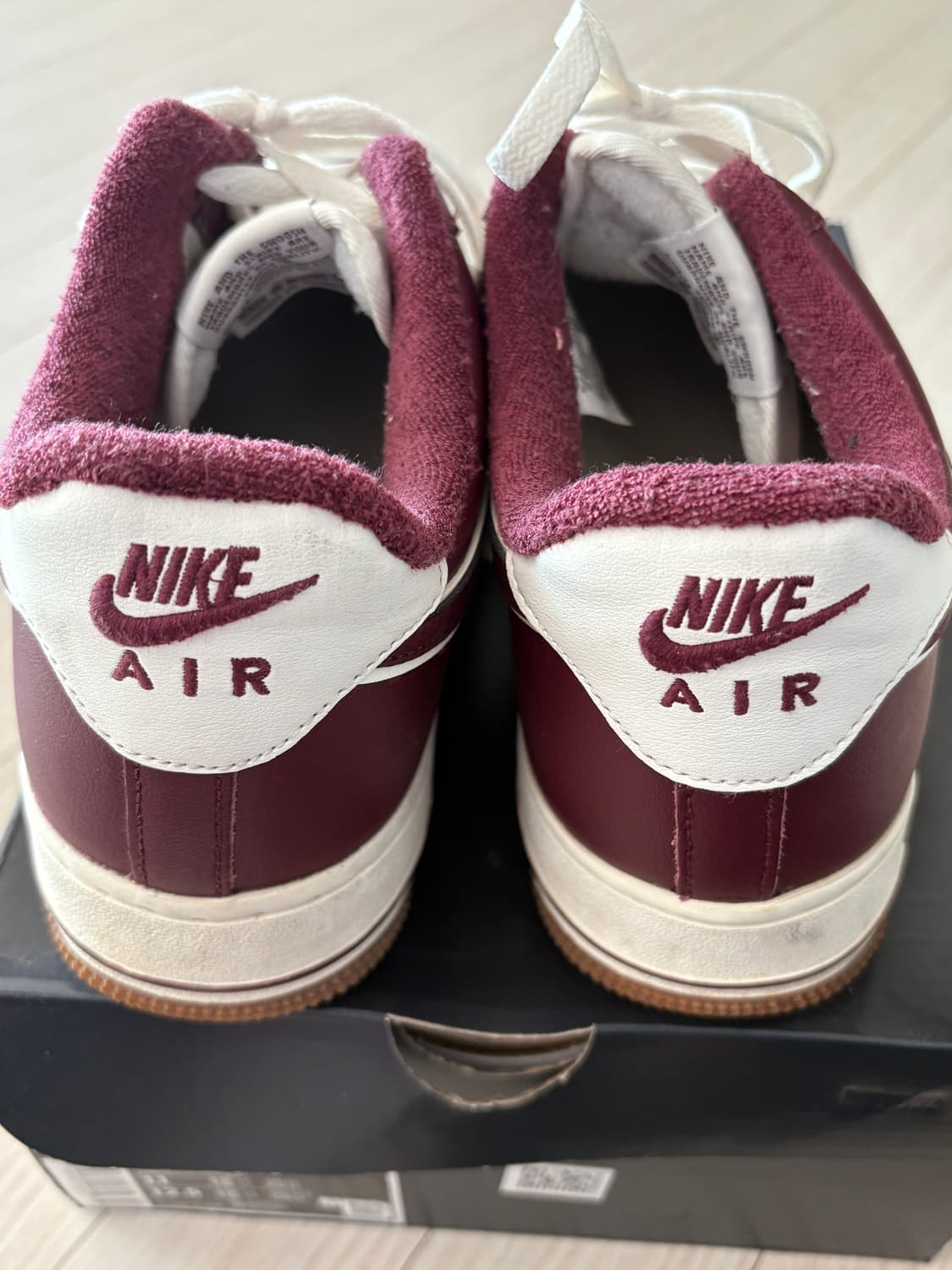 나이키 에어포스1 흰/버건디 운동화290 상품이미지2