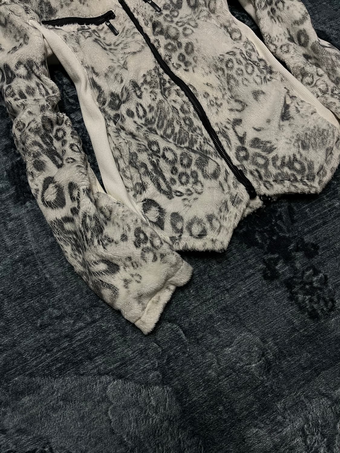 Xfrm 00s snow leopard fur jacket 상품이미지4