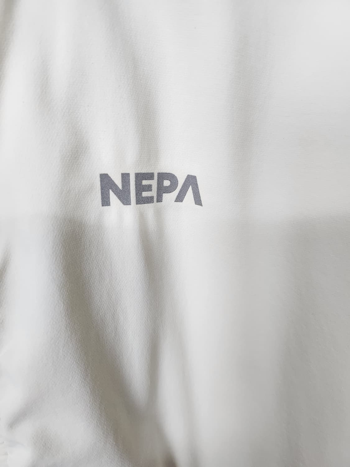 네파 신축성좋은 부드러운 바람막이 후드자켓  100 L 새제품 상품이미지5