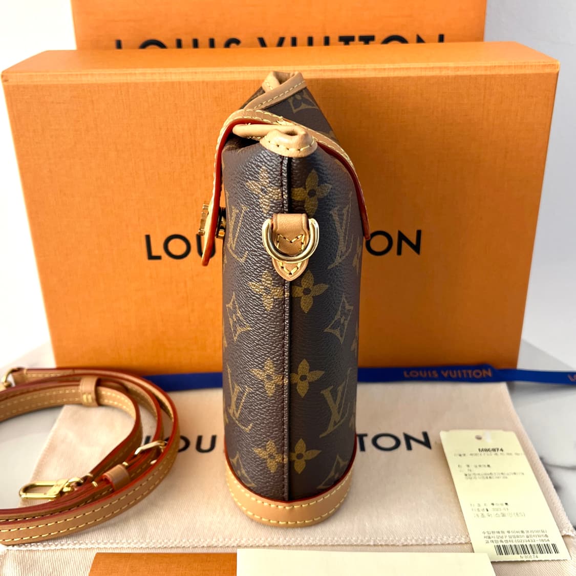 [S급/정품] 루이비통 폴드미 모노그램 크로스백 가방 상품이미지5