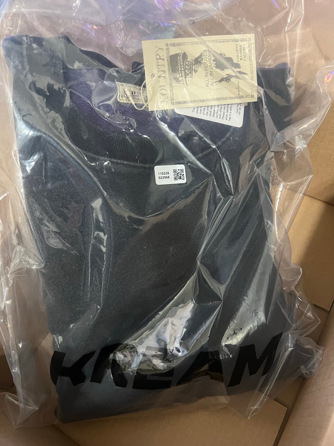 캐피탈 투톤 빅 플리스 스웻셔츠 블랙 퍼플 상품이미지3