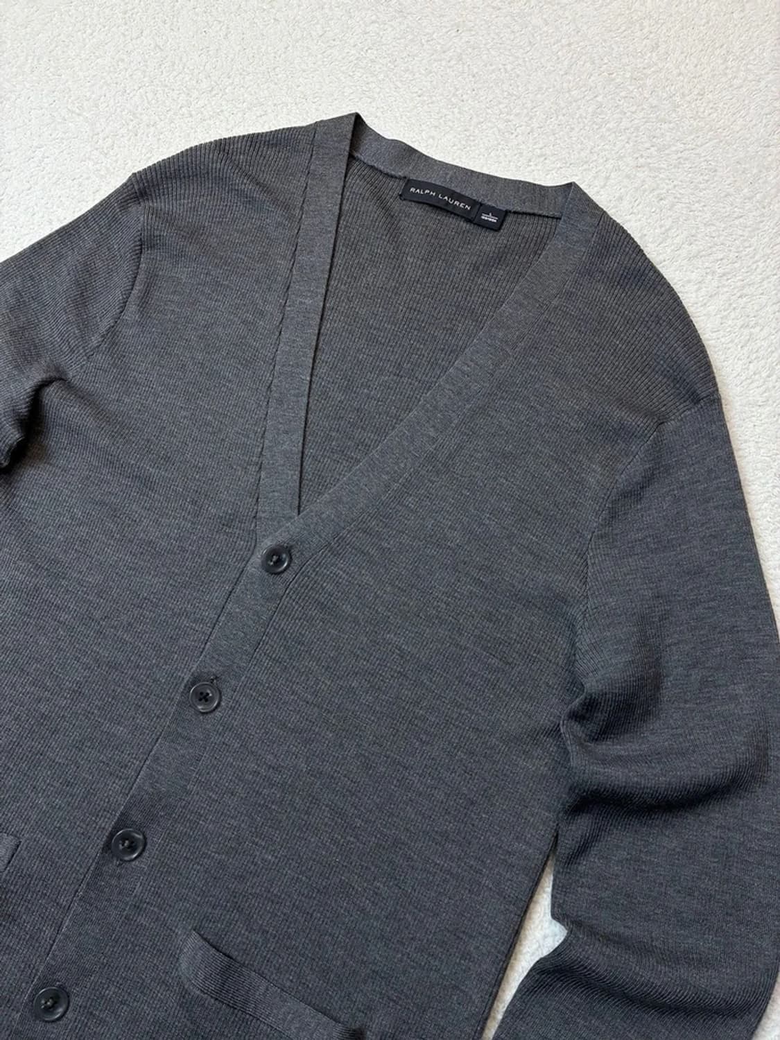 랄프로렌 블랙라벨 울 미니멀리즘 니트 가디건 PN6022 상품이미지2