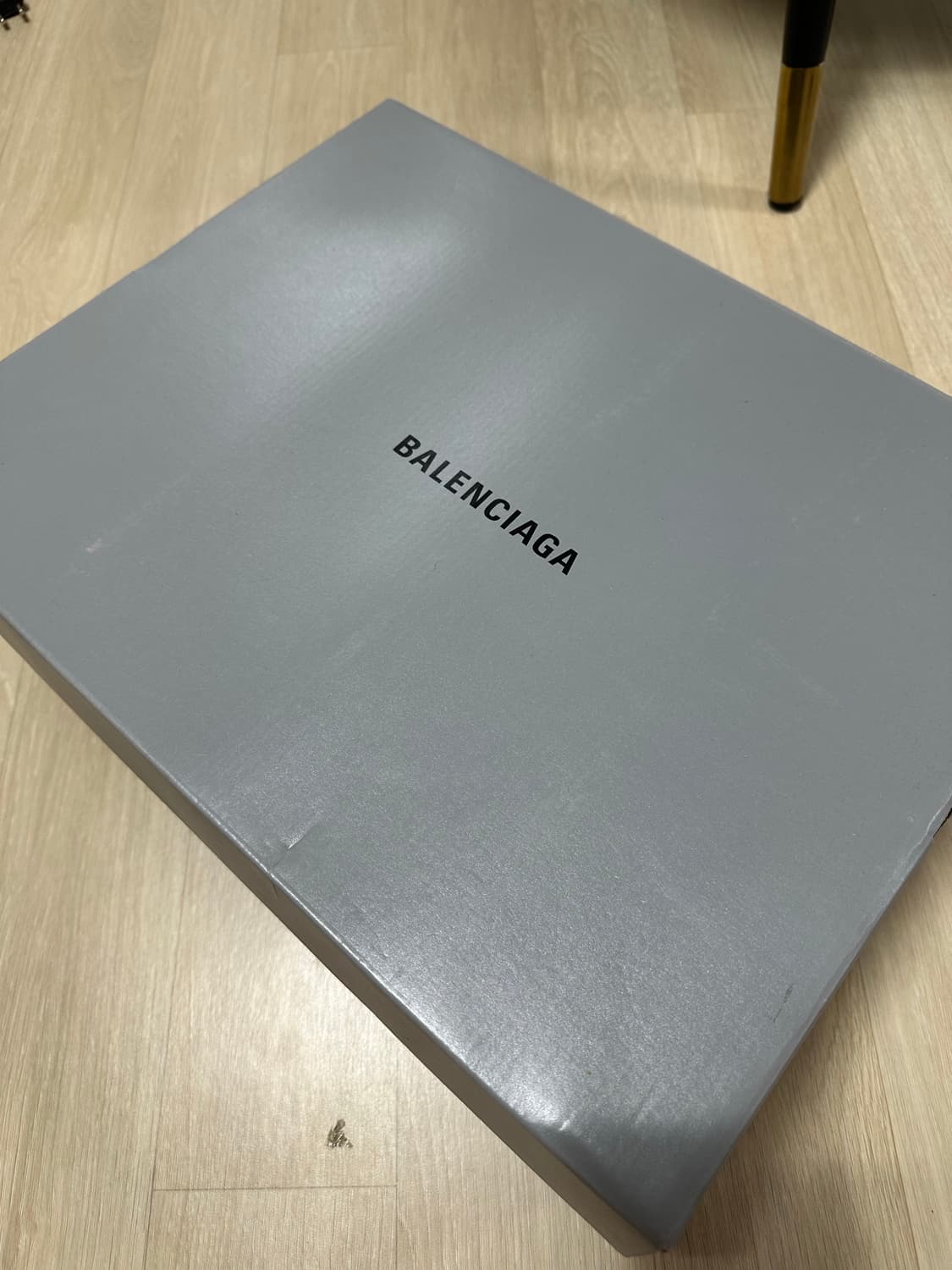 [43] 발렌시아가 디펜더 상품이미지10