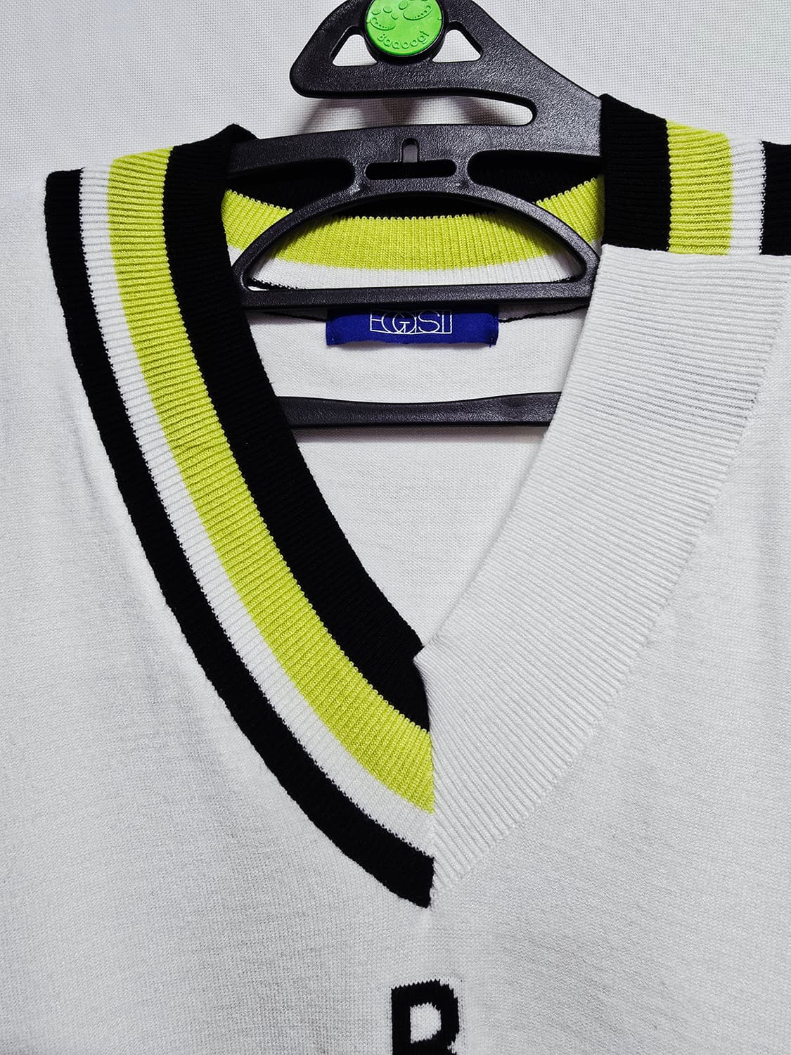 에고이스트 화이트 V넥 니트 조끼 상품이미지2