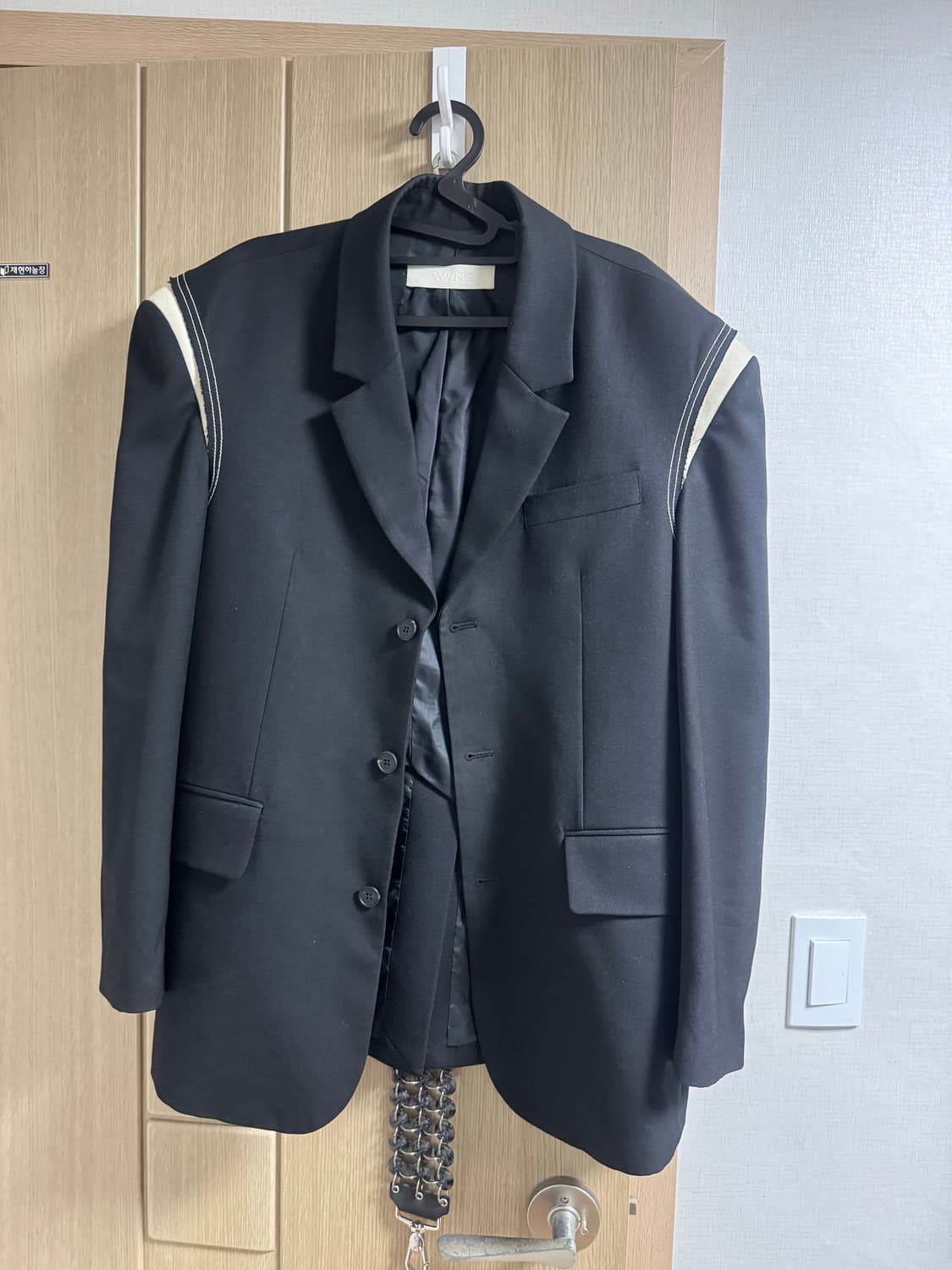 웨이비니스 블레이저 2사이즈 구해요 상품이미지1