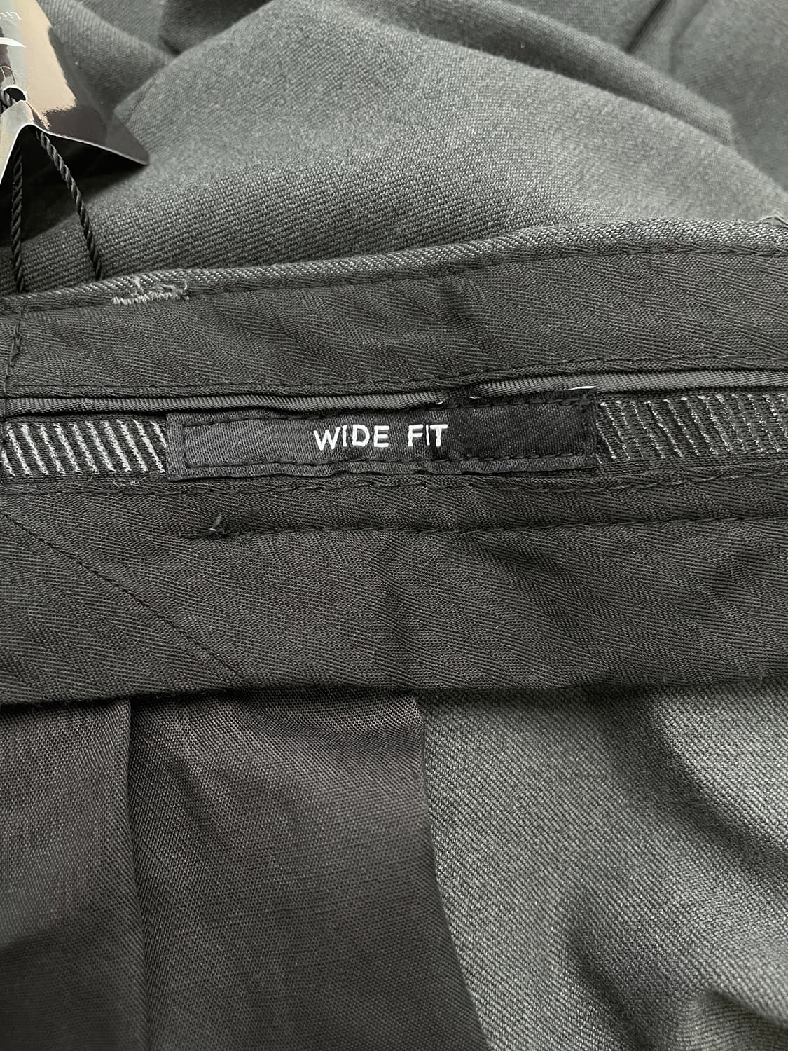 무신사 스탠다드 우먼즈 와이드 히든 밴딩 슬랙스 그레이 상품이미지5