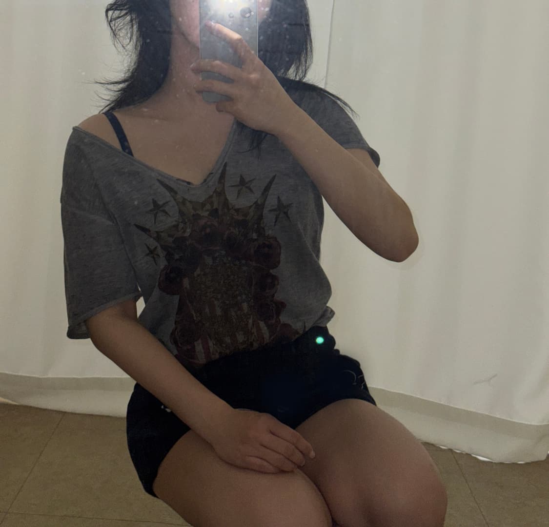 필립플레인 브이넥 티셔츠 상품이미지3